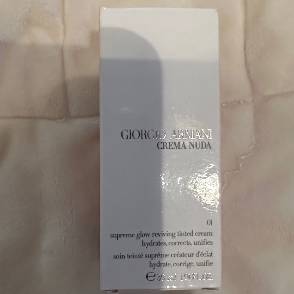 Giorgio Armani Crema Nuda 01